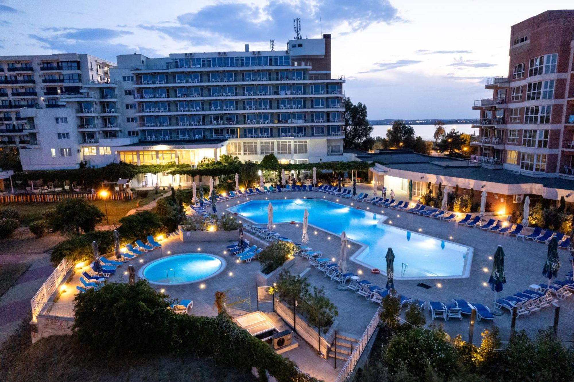 Hotel Comandor Мамая Экстерьер фото