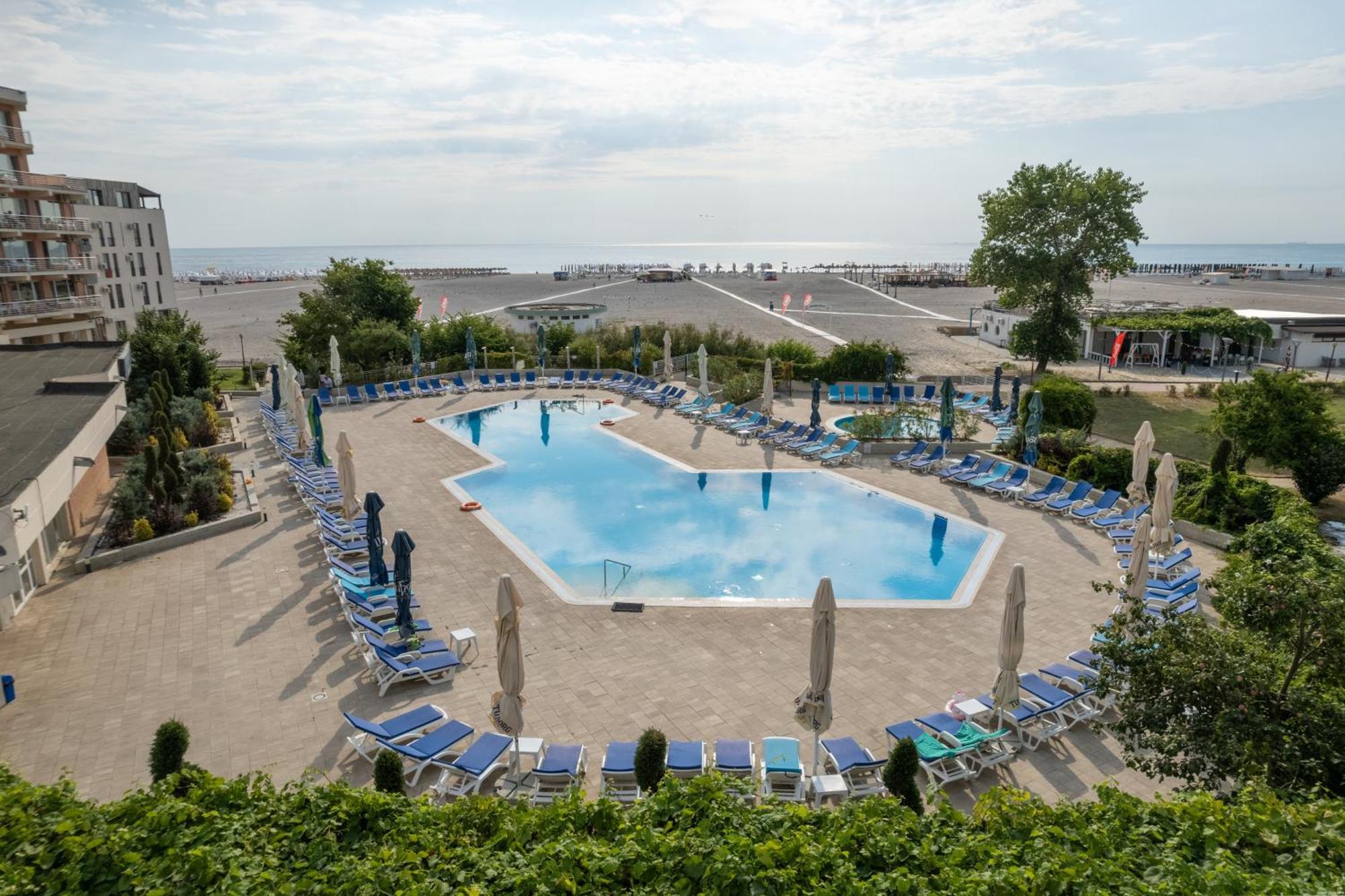 Hotel Comandor Мамая Экстерьер фото