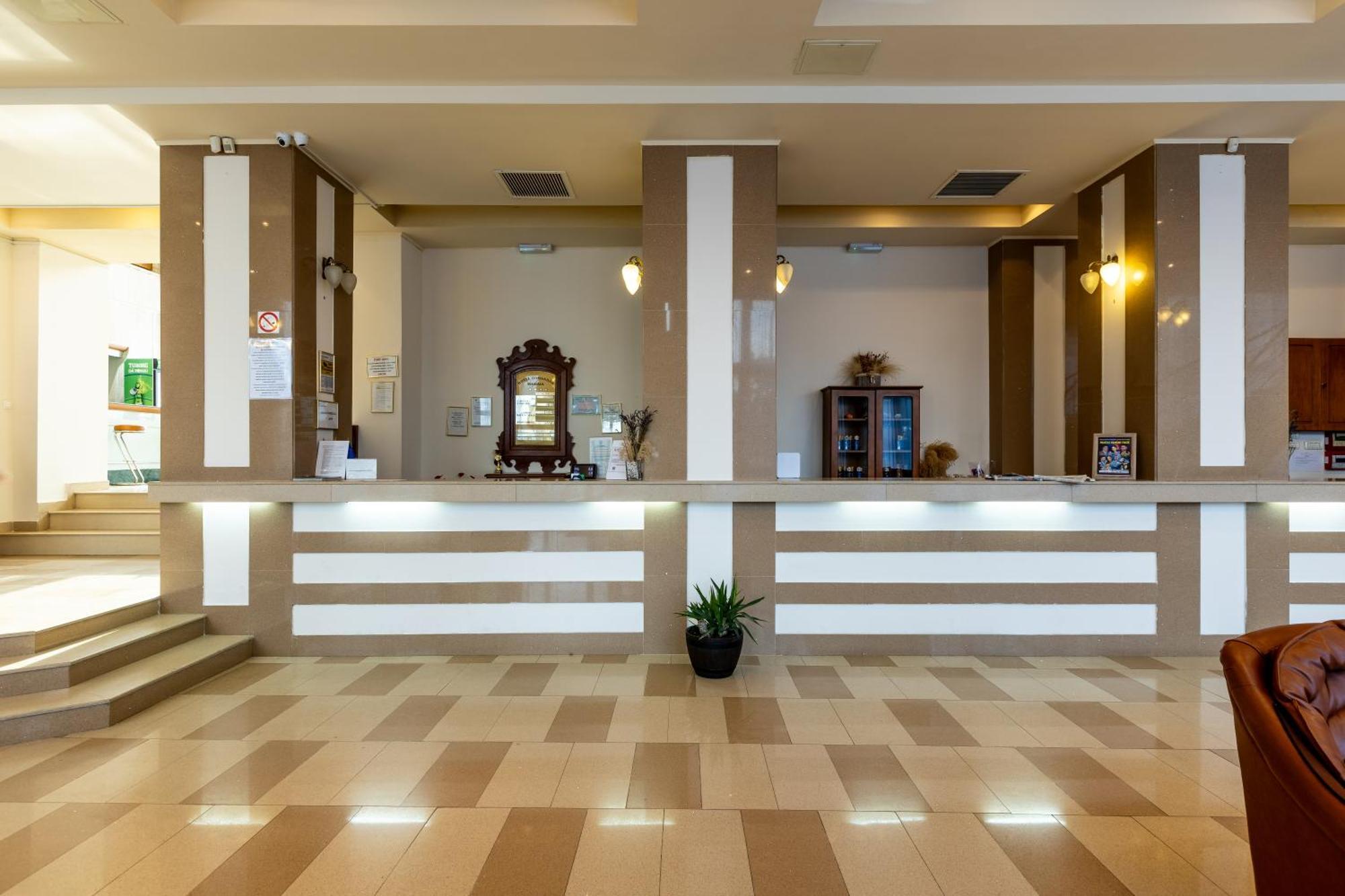 Hotel Comandor Мамая Экстерьер фото