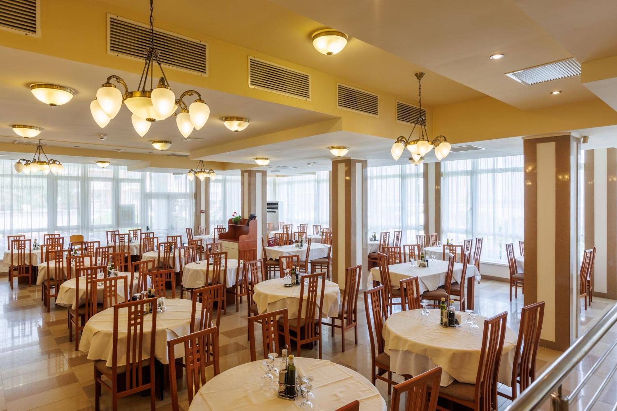 Hotel Comandor Мамая Экстерьер фото